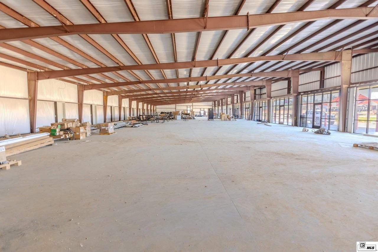 992 Highway 80 E - Photo 5 of 36