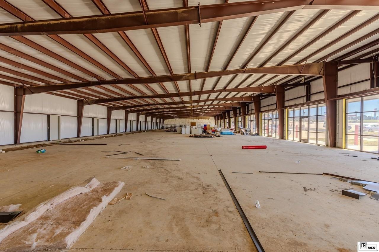 1735 Farmerville Hwy - Photo 6 of 35