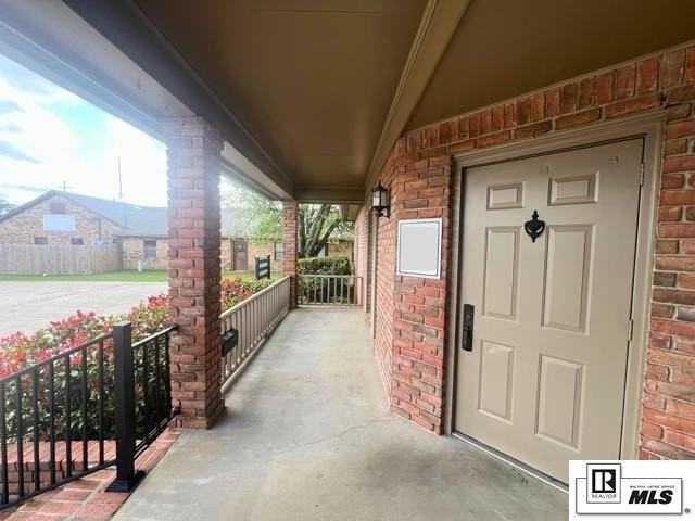 206 Mcmillan Rd - Photo 3 of 33