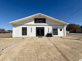 featured image of 675 E Madison Ave