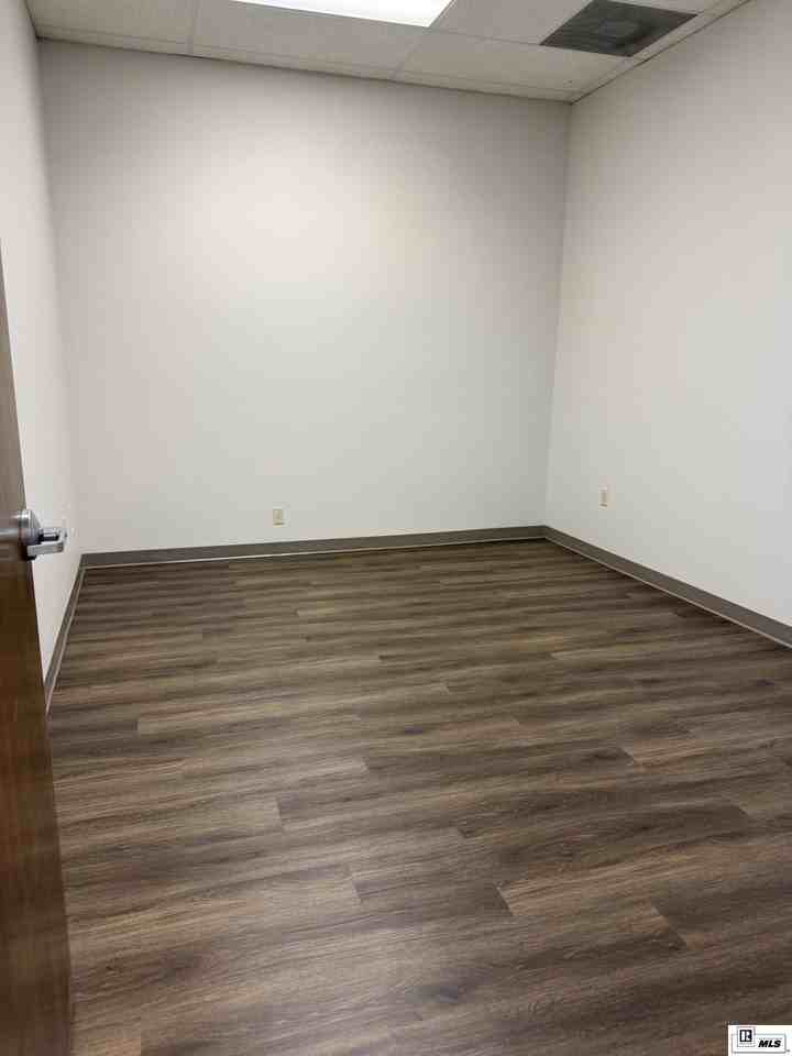 1203 N 19th St - Photo 4 of 9