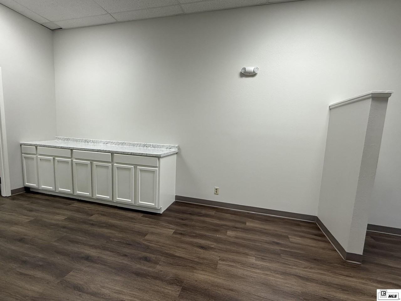 1203 N 19th St - Photo 7 of 9