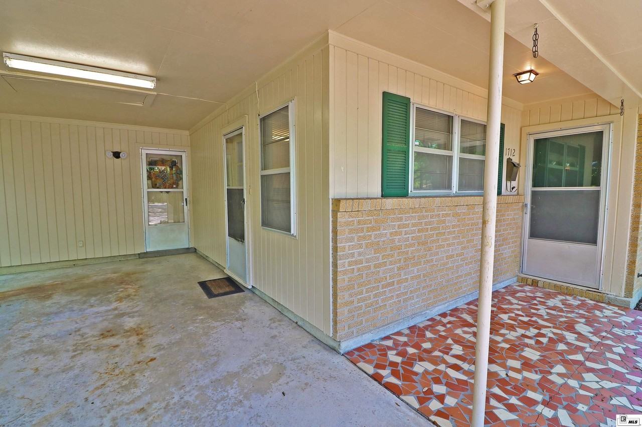 1712 Spencer Ave - Photo 3 of 35