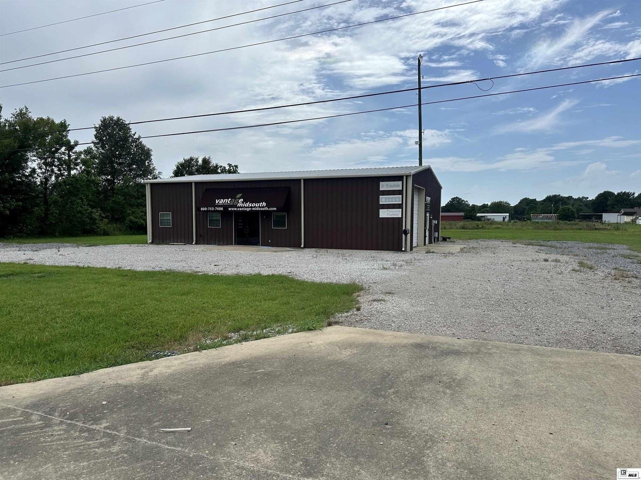 5468 Highway 15 - Photo 2 of 21