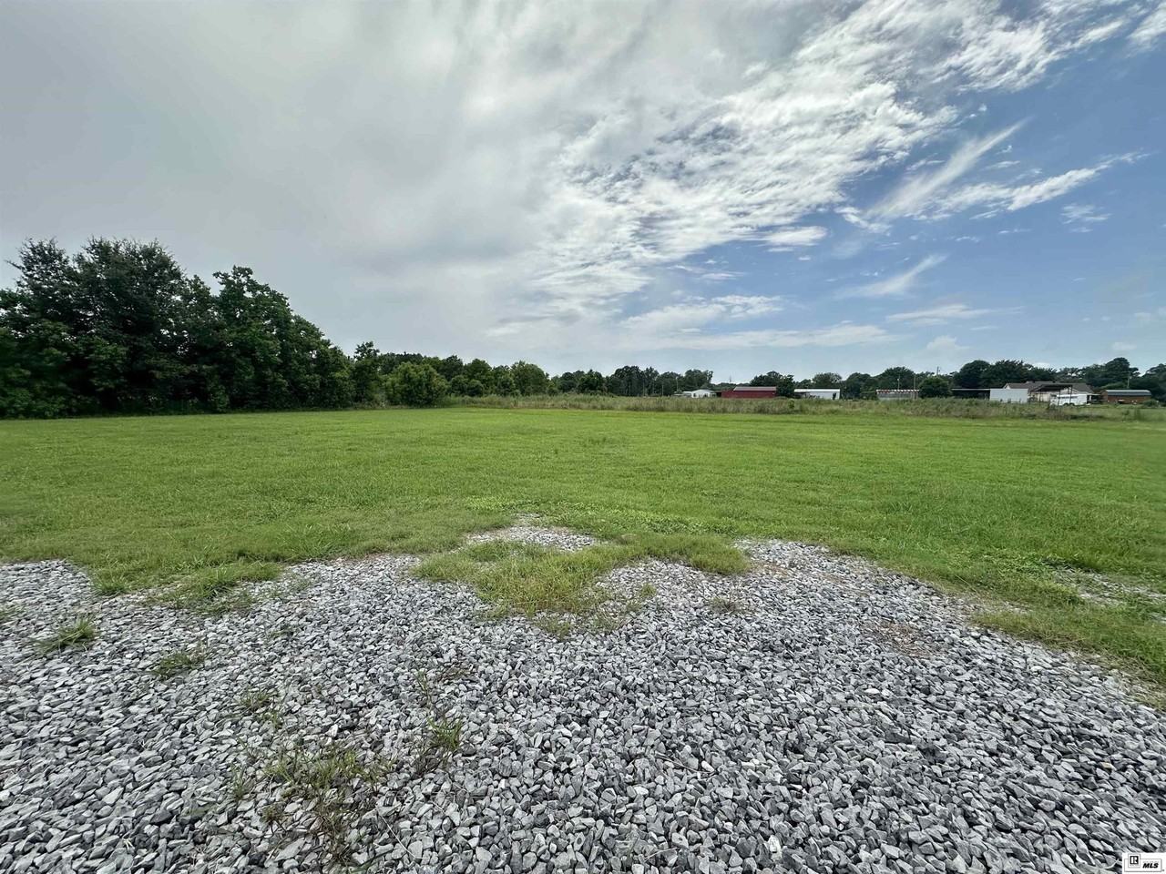 5468 Highway 15 - Photo 7 of 21