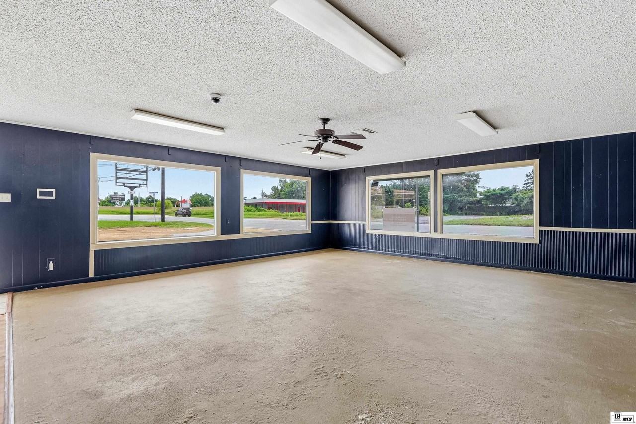 5717 Desiard St - Photo 4 of 7