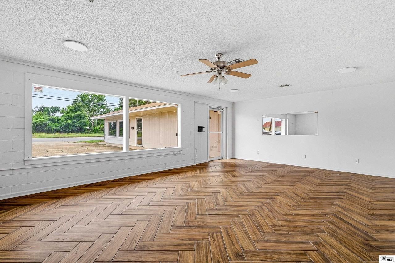 5717 Desiard St - Photo 3 of 9