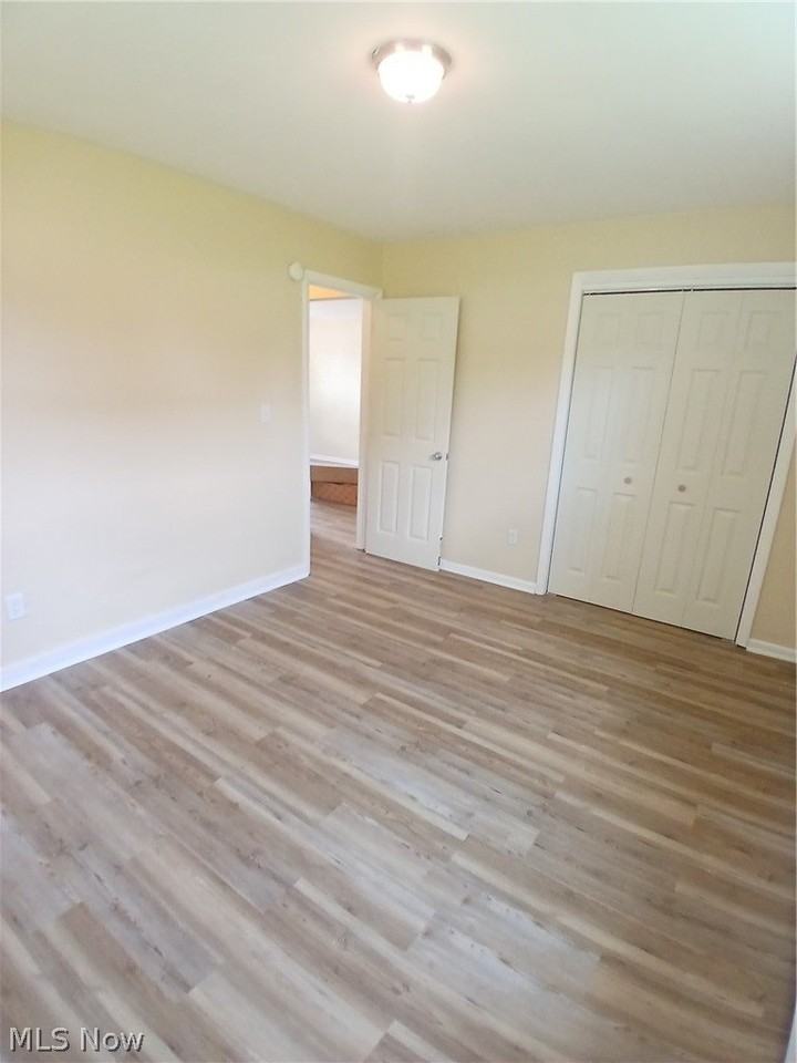 137 Shields Rd #1 - Photo 6 of 10
