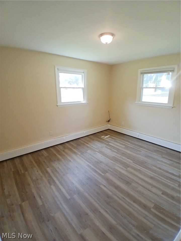 137 Shields Rd #1 - Photo 7 of 10