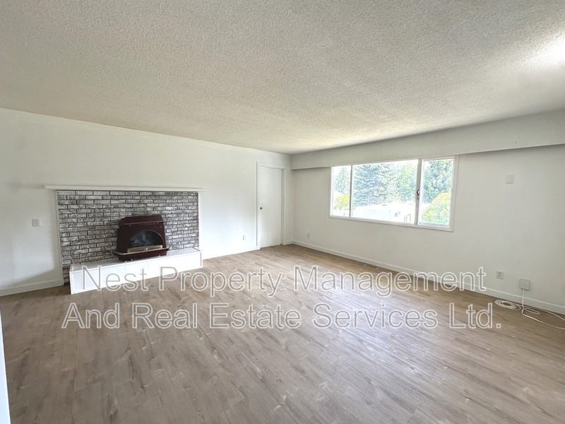 2737 Budd Rd #A - Photo 5 of 23