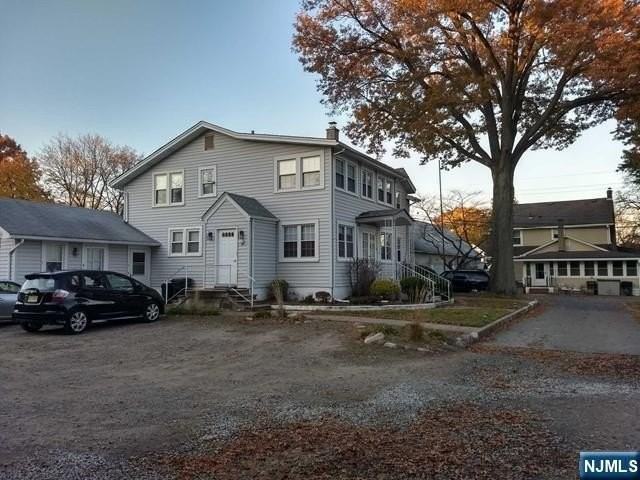 192 W Midland Ave #4 - Photo 2 of 7