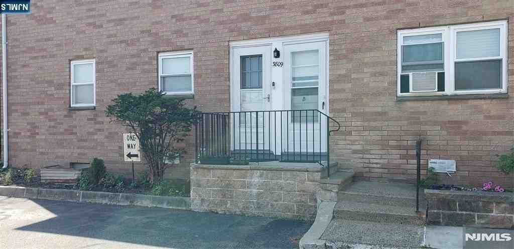 38-09 Broadway #B - Photo 3 of 29