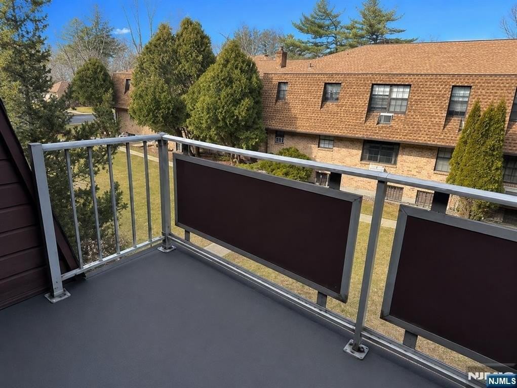 244 Collignon Way #5B - Photo 5 of 13