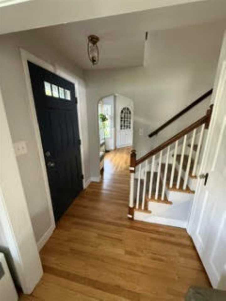 40 Platts Ave - Photo 2 of 17