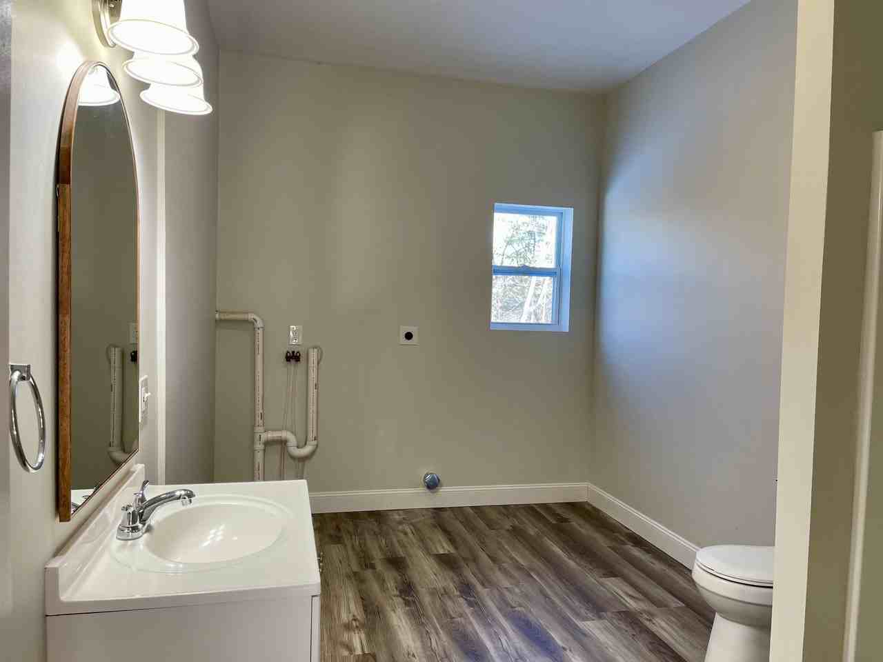 90 Pleasant St #A - Photo 6 of 24