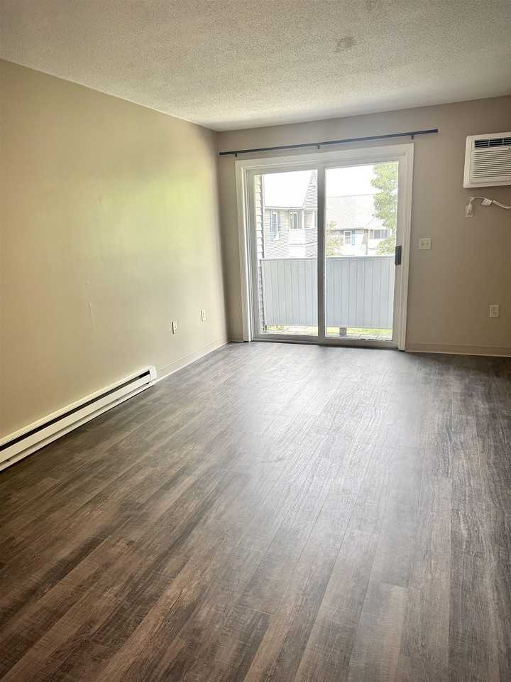 130 Eastern Ave #302 - Photo 4 of 26