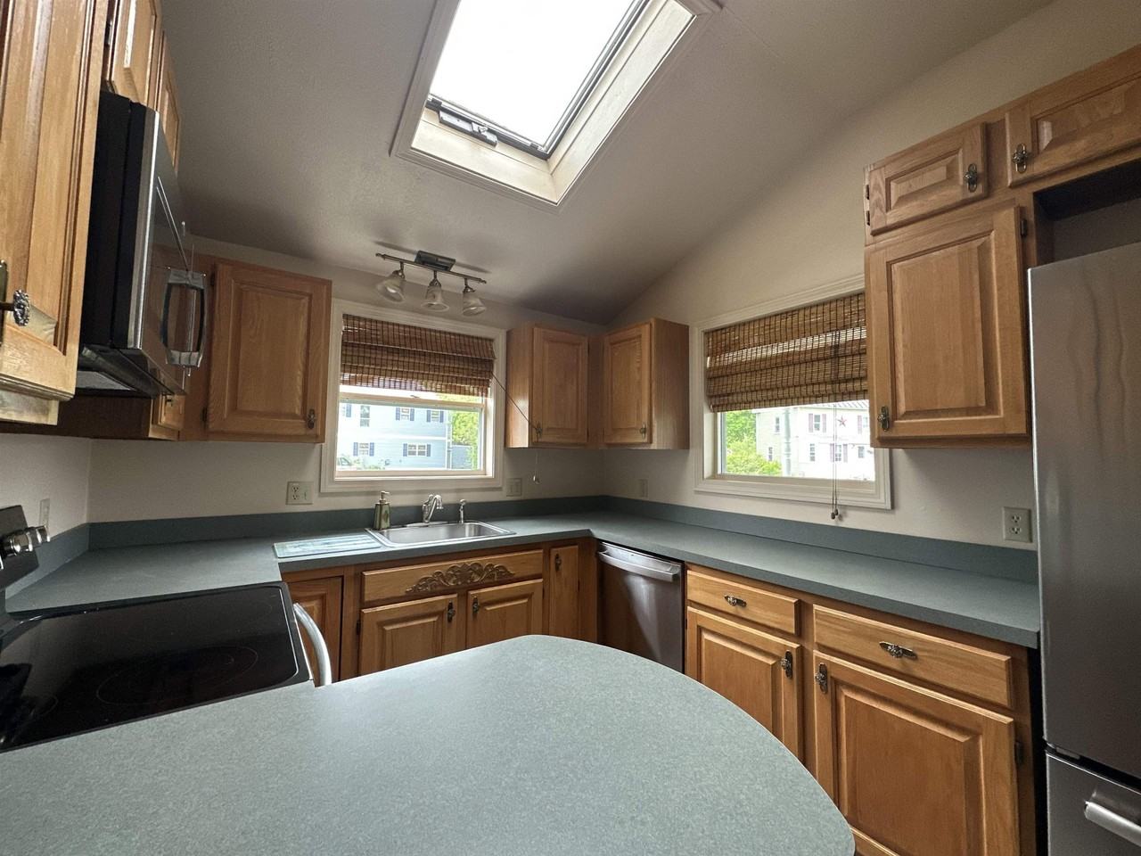 24 Witham St #1 - Photo 5 of 40