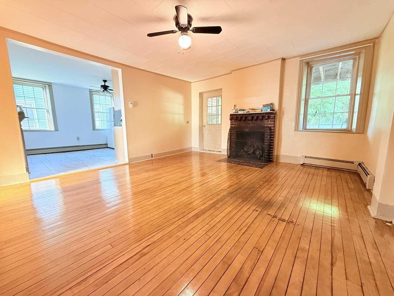 60 High St - Photo 3 of 15