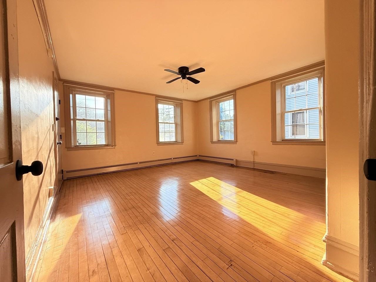 60 High St - Photo 5 of 15