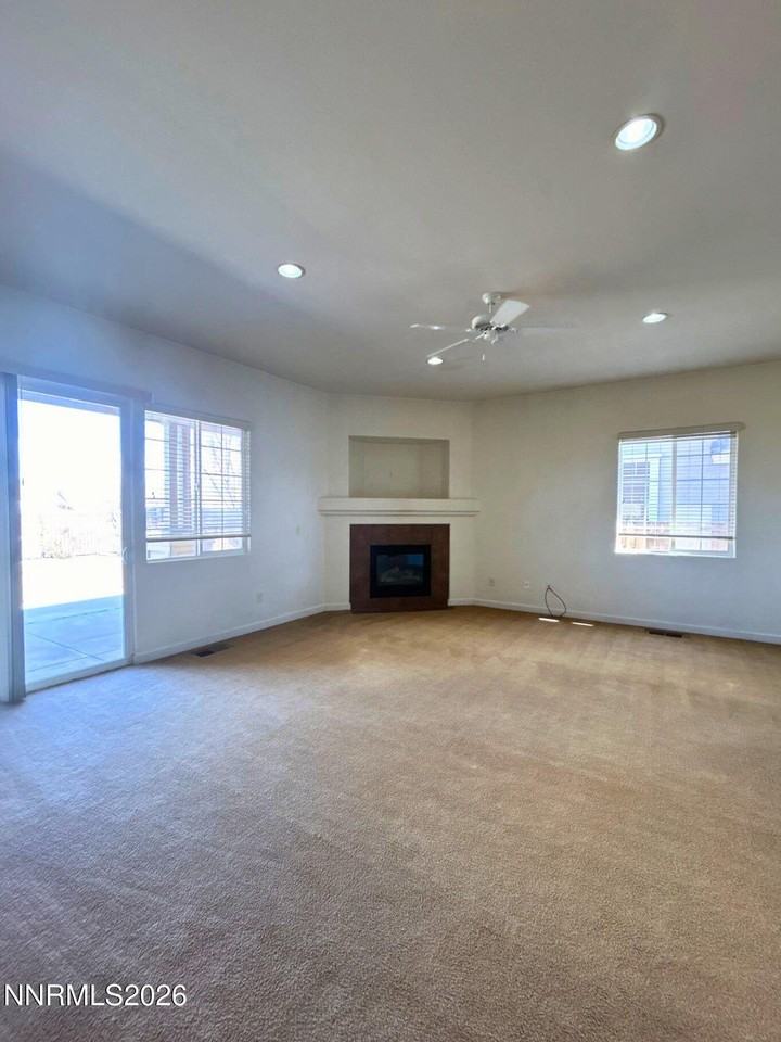 5728 Spanish Bay Ct - Photo 7 of 23