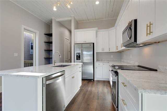 1632 Monroe St - Photo 5 of 22