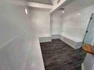4304 S Claiborne Ave - Photo 2 of 8