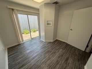 4304 S Claiborne Ave - Photo 4 of 8