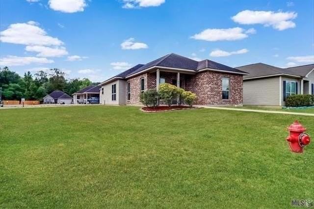 10832 Moss Pointe Dr - Photo 5 of 15