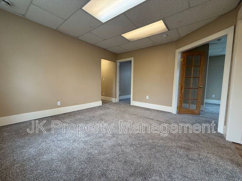 1303 6th Ave S #1303 - Photo 6 of 40