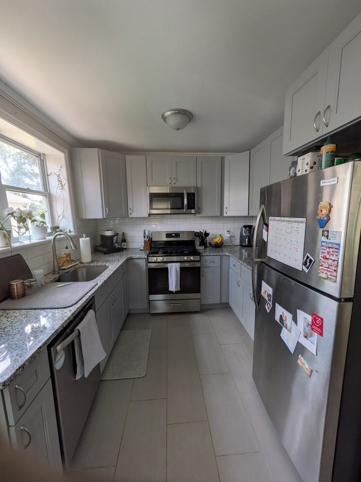 125 Orchard Ave - Photo 5 of 16