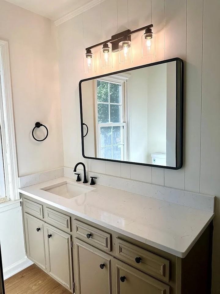 352 Henson Ave - Photo 3 of 11