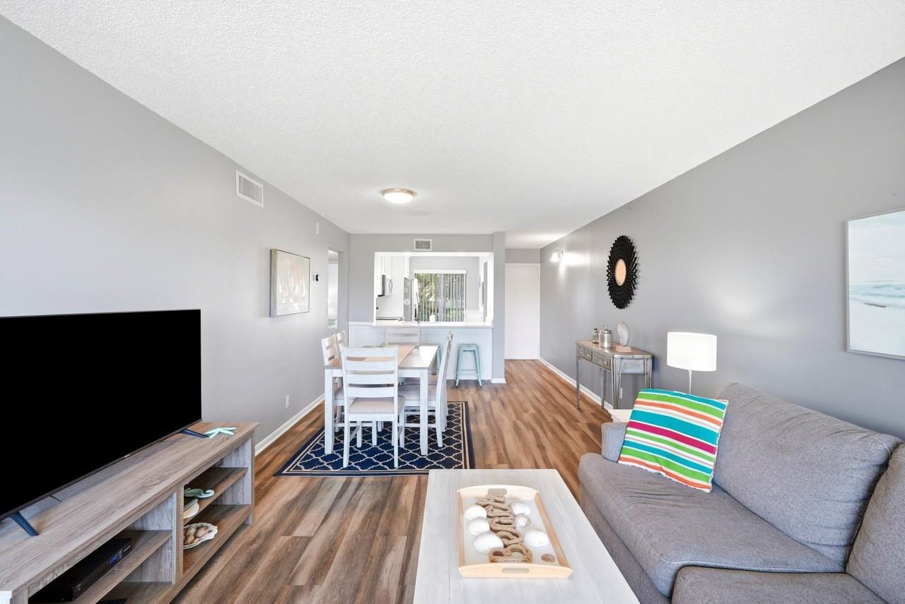 6105 Palma Del Mar Blvd S #219 - Photo 7 of 46