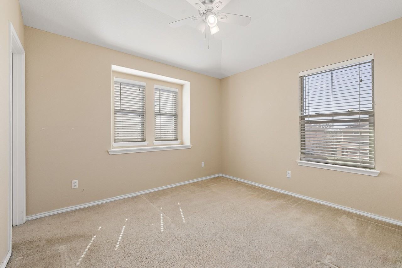 2950 E Old Settlers Blvd #29 - Photo 2 of 16