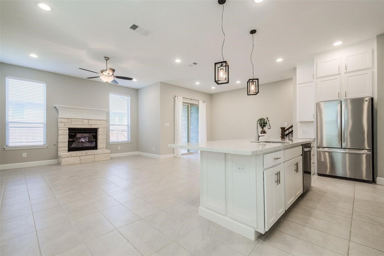 17753 Agave Ln - Photo 5 of 28
