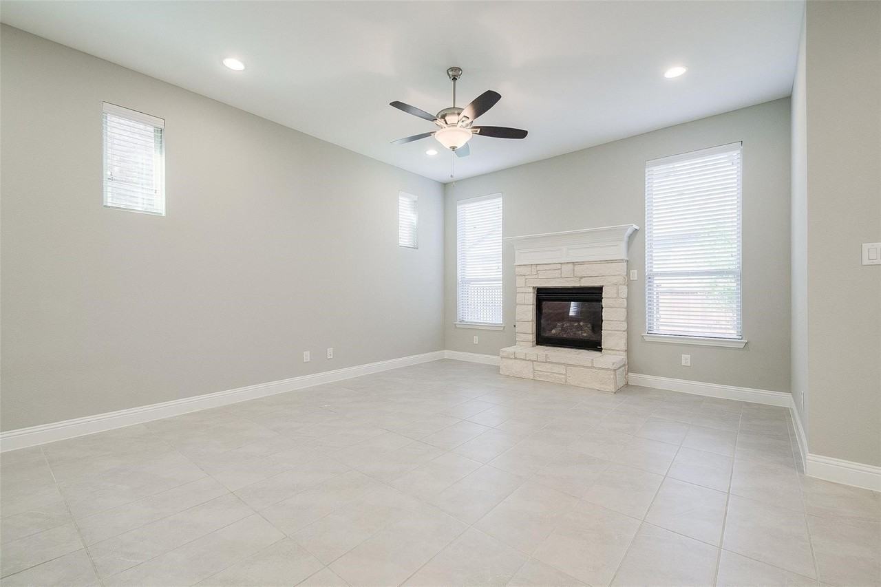 17753 Agave Ln - Photo 7 of 28