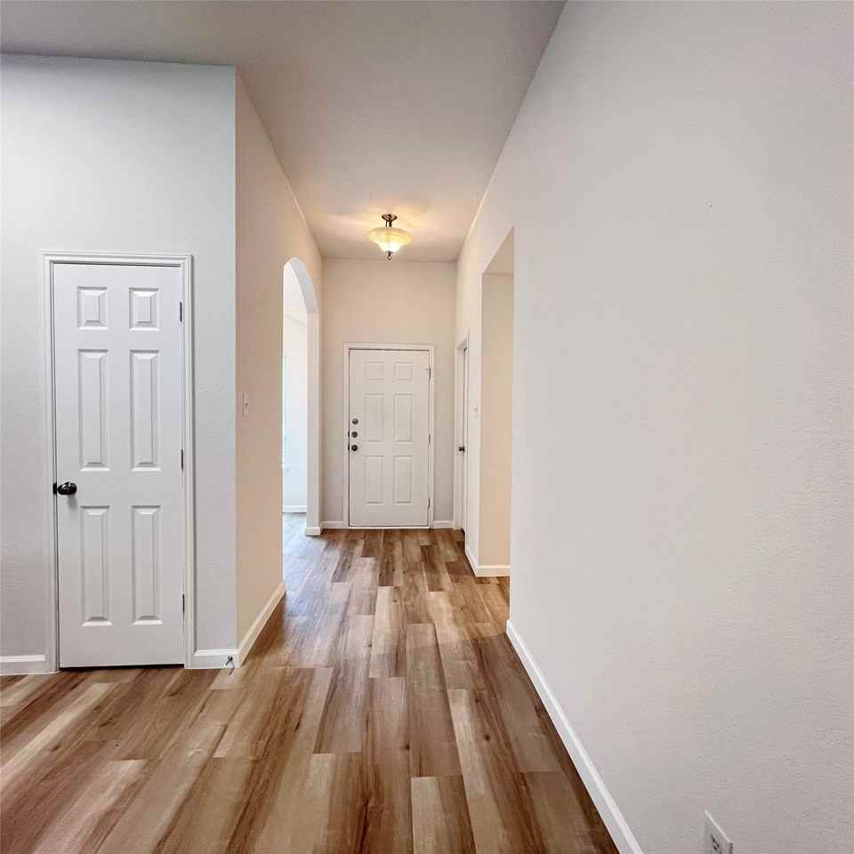 1741 Ironworks Dr - Photo 2 of 16