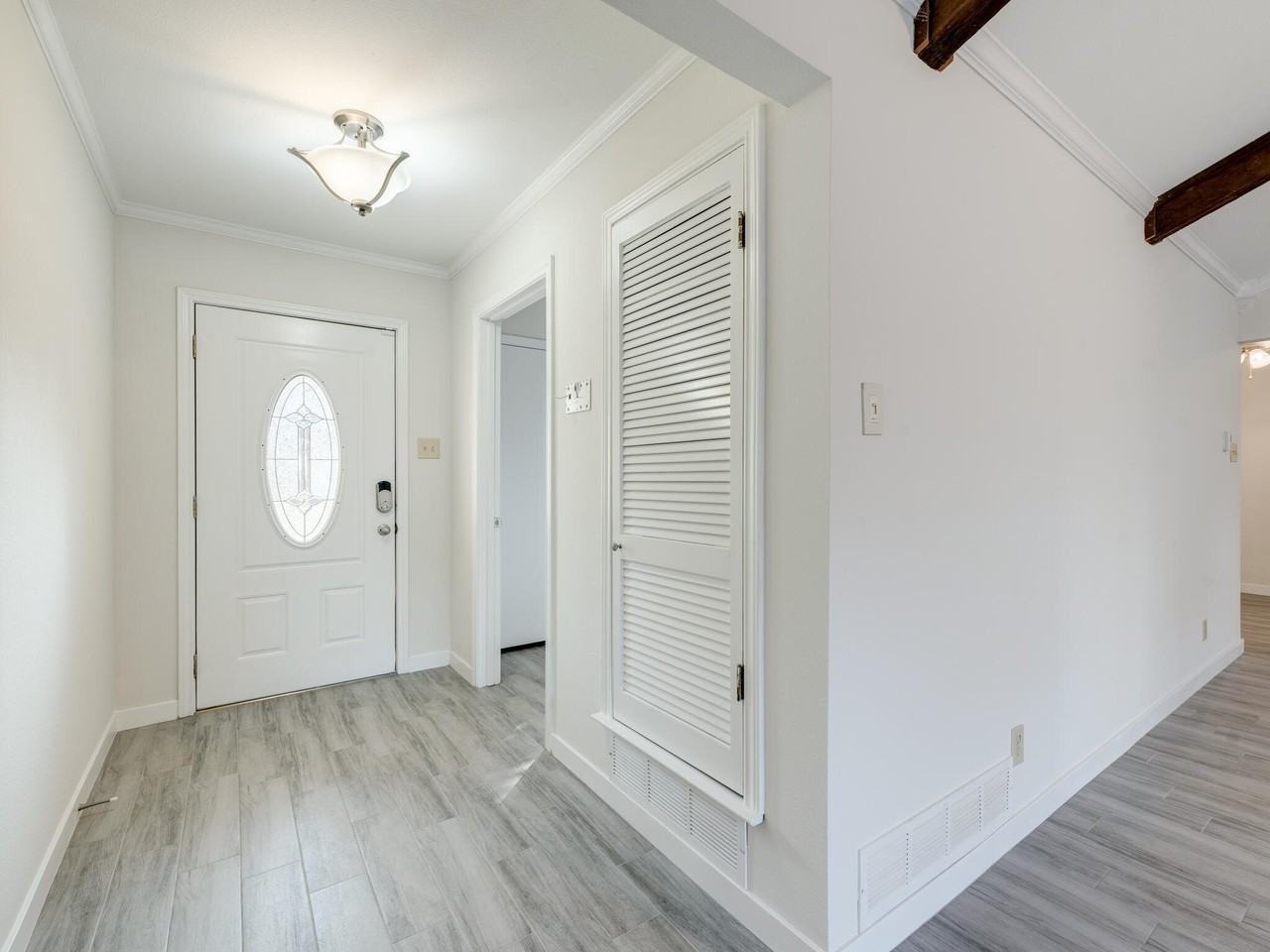 600 Field St - Photo 3 of 22