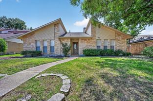 209 Glenwood Dr - Photo 1 of 1