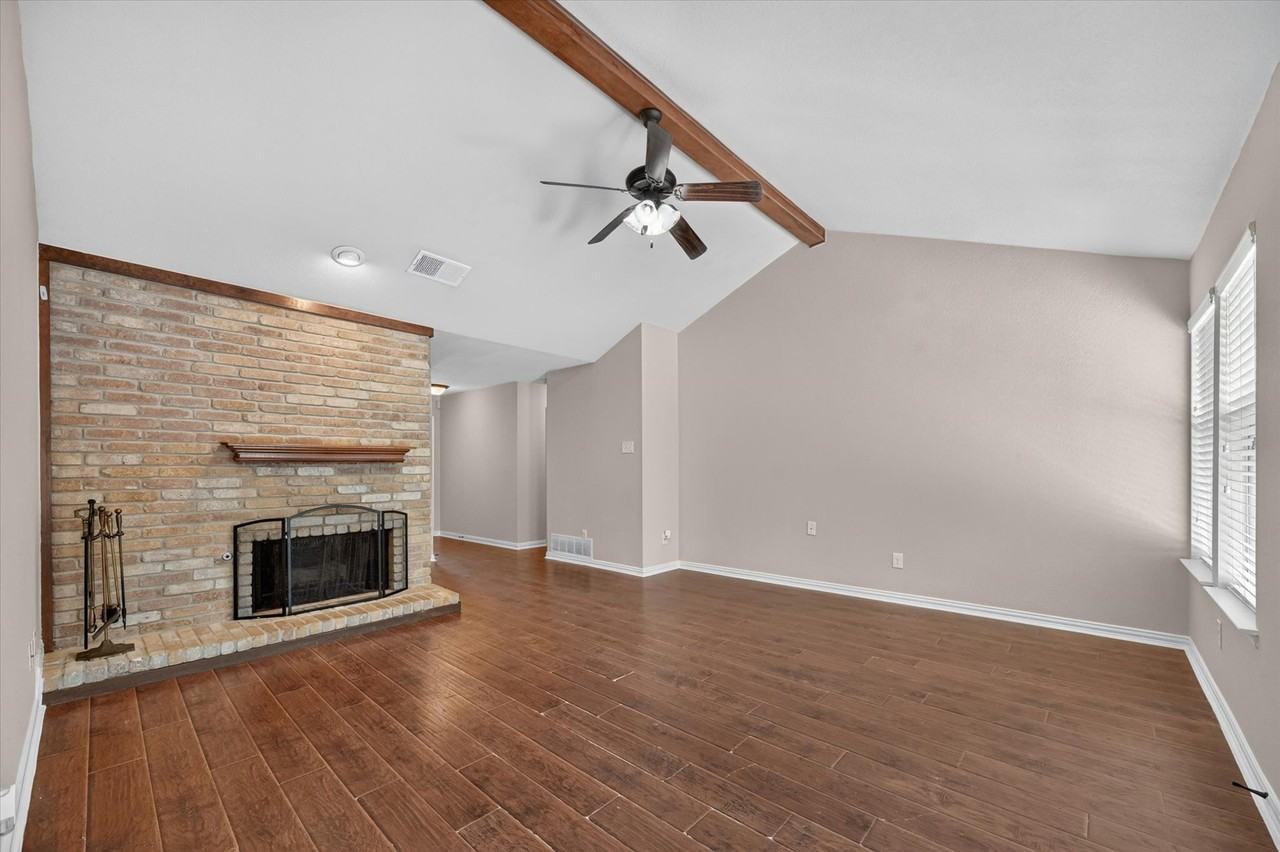 209 Glenwood Dr - Photo 7 of 35