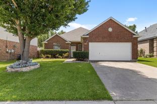3216 Paradise Valley Dr - Photo 1 of 1