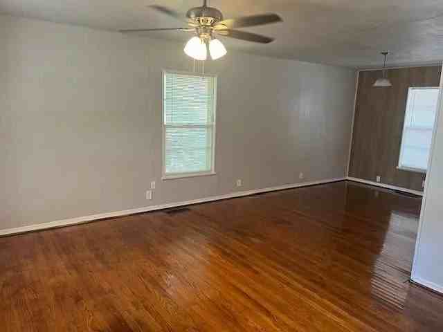 800 Westway St #102 - Photo 2 of 8