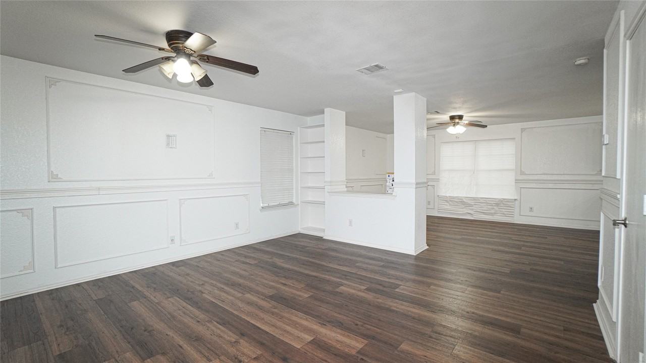 4006 Collin Ct - Photo 3 of 34