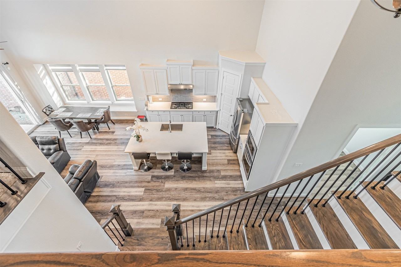 5317 Squeezepenny Ln - Photo 2 of 20