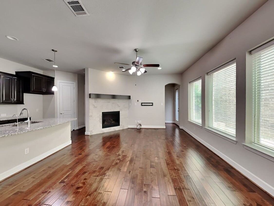 6761 E Prospect Way - Photo 2 of 30