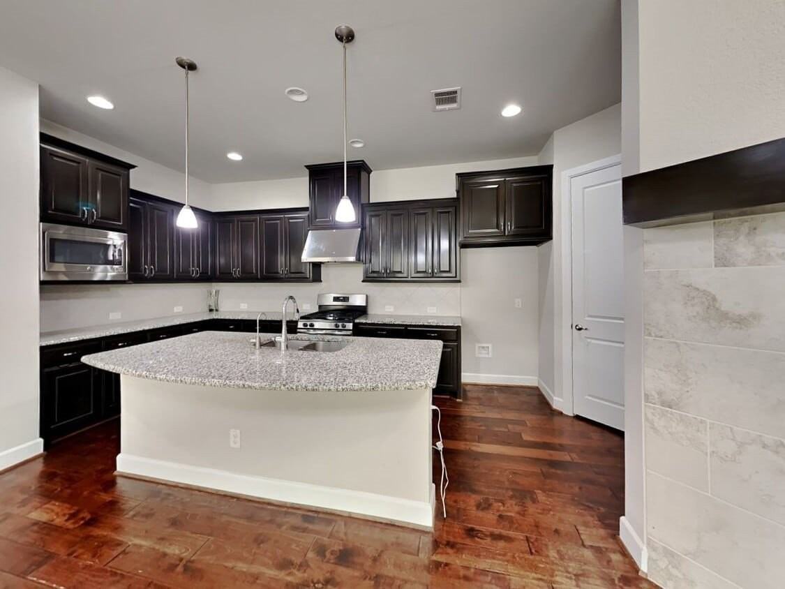 6761 E Prospect Way - Photo 4 of 30