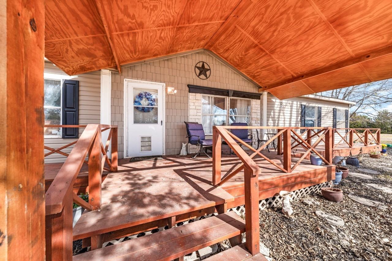 366 Tony Ln - Photo 5 of 31