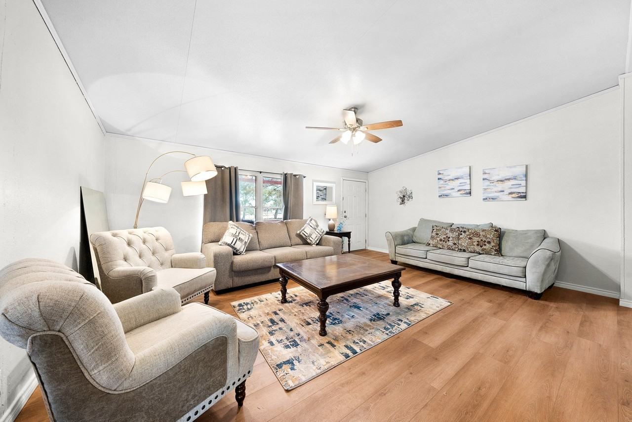 366 Tony Ln - Photo 6 of 31