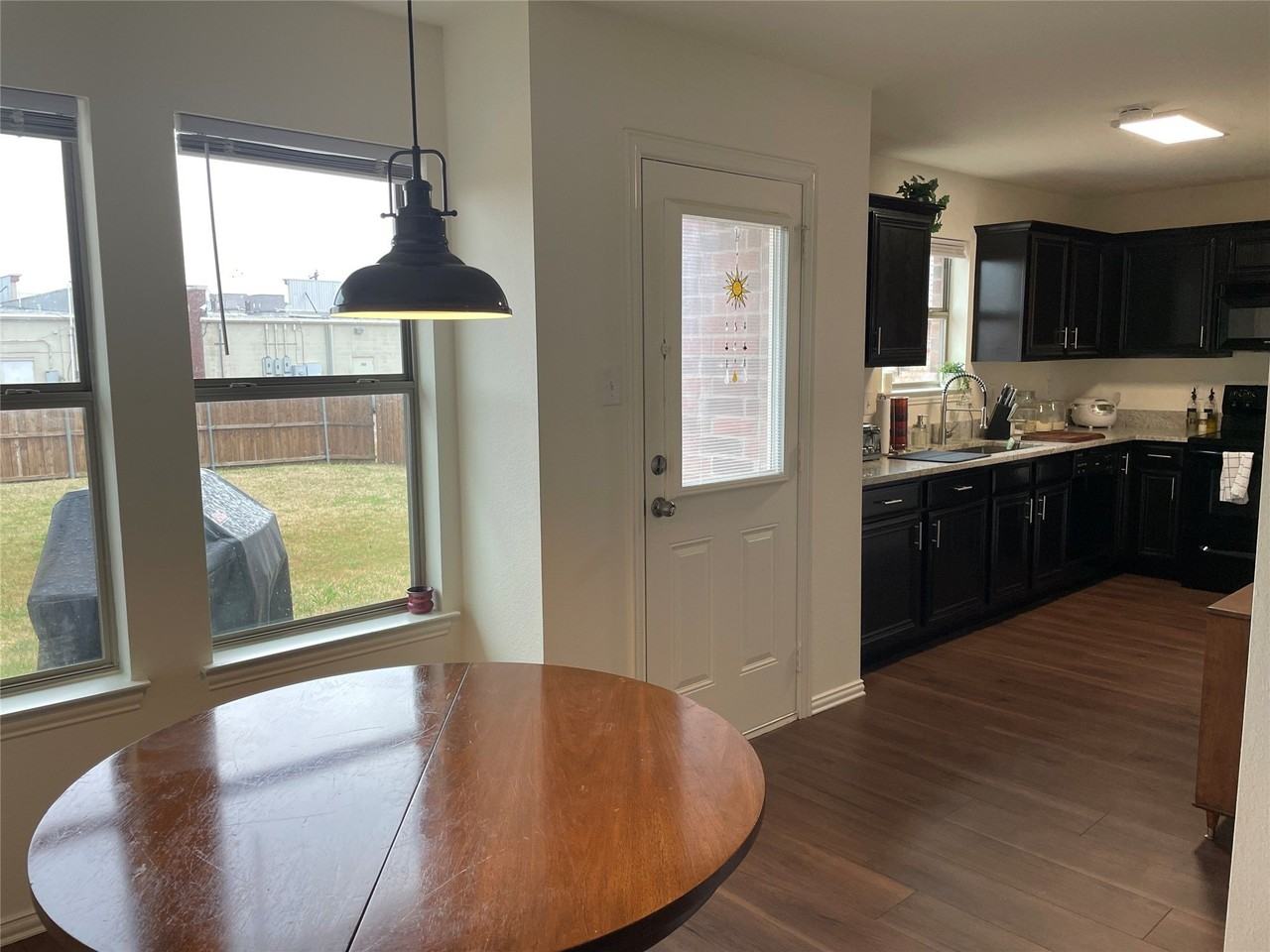 233 Irick Ct - Photo 4 of 26