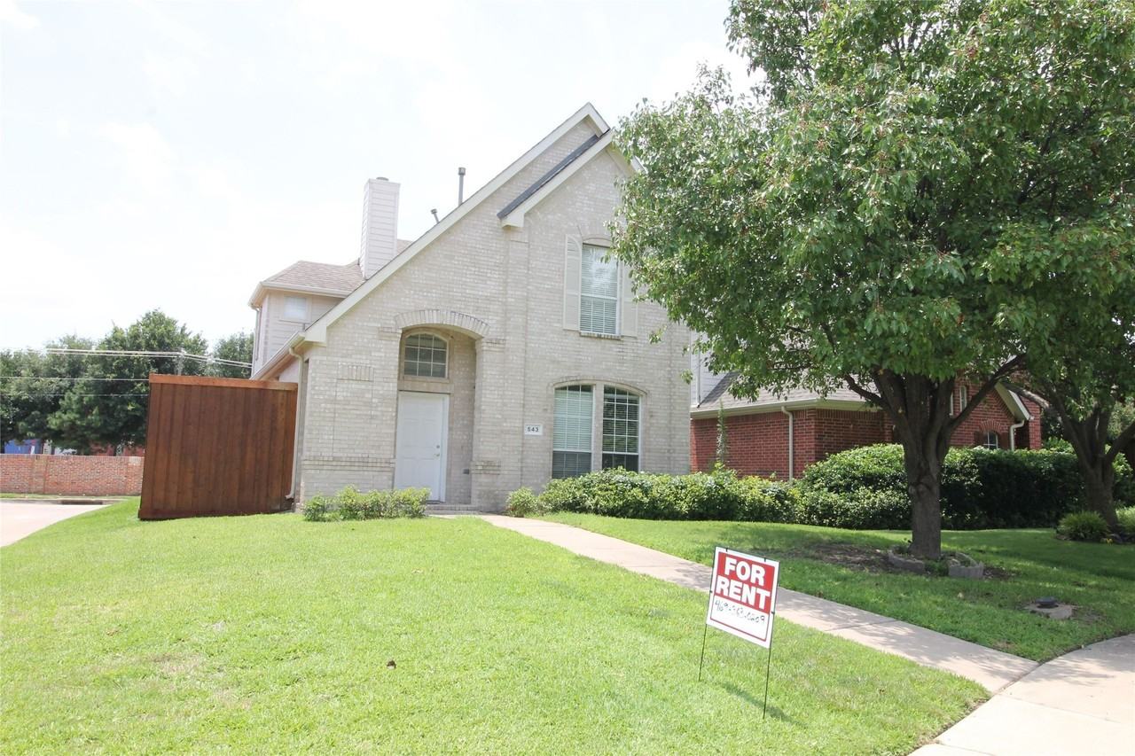 543 Hawken Dr - Photo 2 of 20
