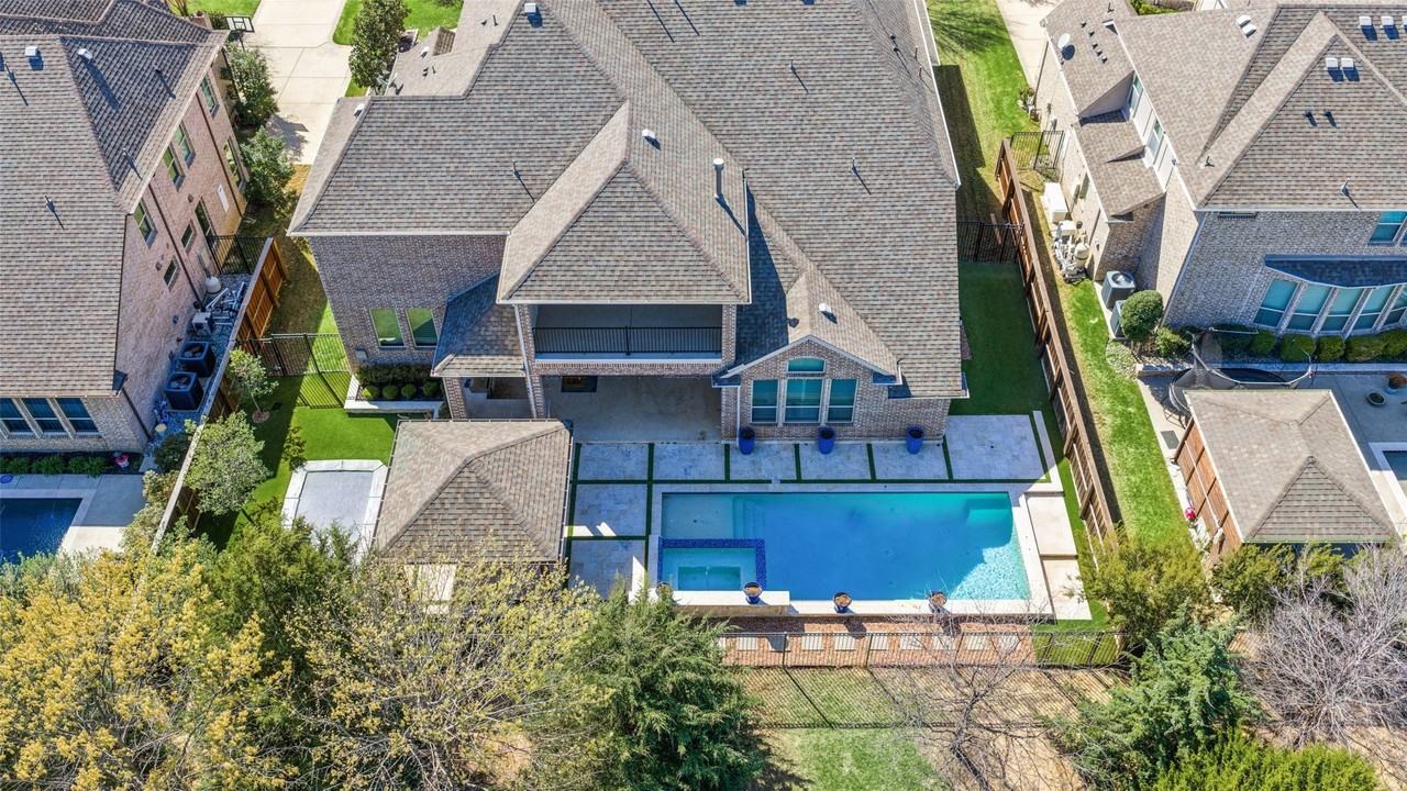812 Lake Carillon Ln - Photo 5 of 40